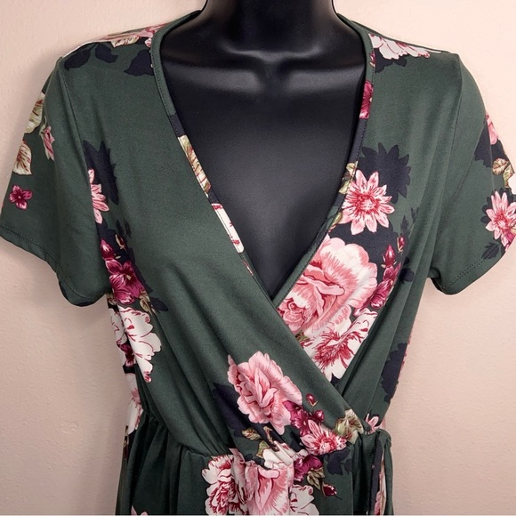 Small Love Fast Live Hard Dress Short Sleeve Green Floral Print Stretch - Picture 10 of 13